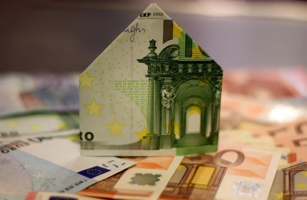 Sådan refinansierer du dyre kviklån på lovlig vis